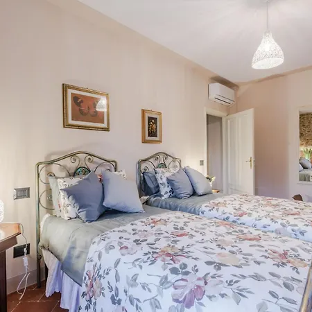 Villa Papari Montecarlo