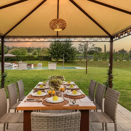 Villa Papari